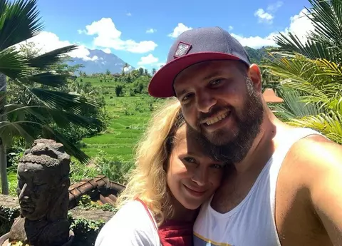 Motivul pentru care Lora nu se căsătorește cu Ionuț Ghenu, deși a primit două inele de logodnă și o verighetă de la el
