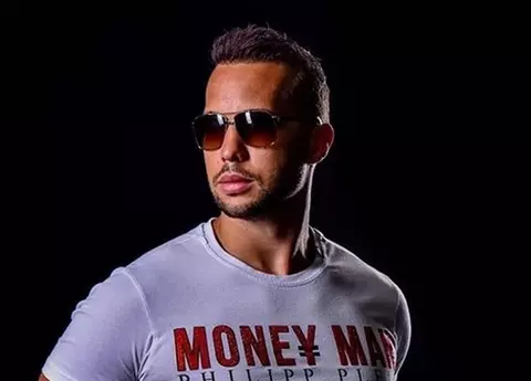 Tristan Tate, fostul iubit al Biancăi Drăgușanu, a încins internetul cu o poză în care apare complet gol! La 40 de ani, fostul luptător MMA are un trup de invidiat