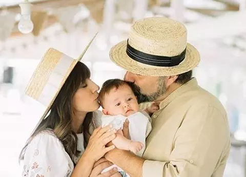 Dana Rogoz și-a botezat fetița! Imagini inedite de la petrecere