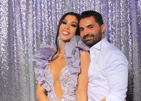 Raluca Pascu a atras toate privirile la plajă, în costum de baie! Soția lui Pepe are trup de manechin