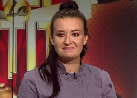 Cum arăta Roxana Blenche, înainte de Chefi la Cuțite. Era blondă și se îmbrăca sexy