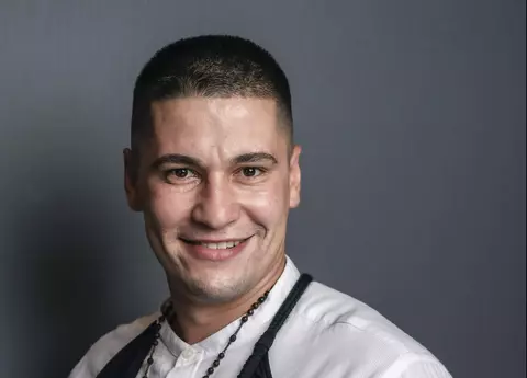 Cine este Radu Bobelică de la Mireasa. Participă la emisiune alături de mama lui, doamna Ana