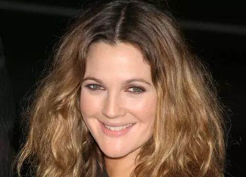 Drew Barrymore, mărturisire șocantă! La 13 ani, consuma droguri și alcool: "Eram complet scăpată de sub control"