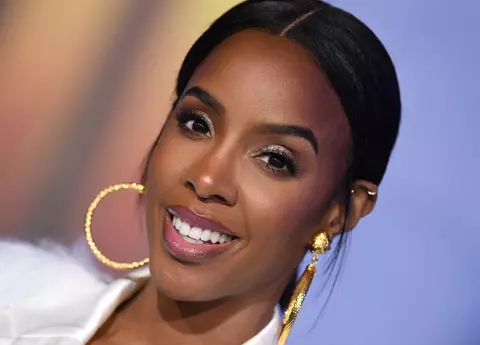 Kelly Rowland este însărcinată pentru a doua oară. Primele imagini cu burtica de gravidă: ”Vârsta de 40 de ani bate la ușă”