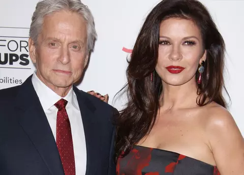 Michael Douglas și Catherine-Zeta Jones sărbătoresc 20 de ani de căsătorie. Cum a început povestea lor: a fost dragoste la prima vedere