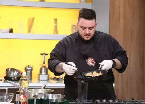 Cine este Vlăduț Manoliu de la Chefi la Cuțite. I-a gătit lui Conor McGregor