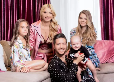 Jorge își lasă fiul să poarte haine de fetițe și chiar și-a explicat gestul: „L-am dat și cu ojă”