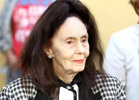 Adriana Iliescu, executată silit de ANAF. Ce sumă datorează cea mai bătrână mamă din România