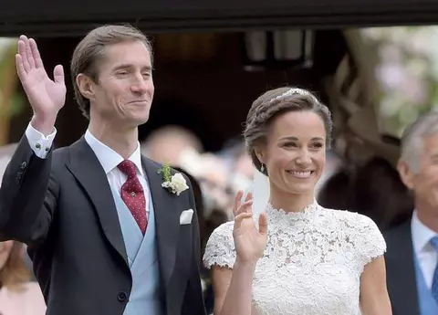 Pippa Middleton a născut al doilea copil! Ce nume are fetița