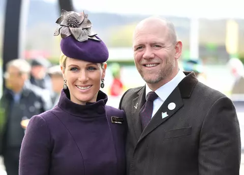 Zara Tindall, nepoata Reginei Elisabeta, a născut. Copilul a venit pe lume în baie, pe podea!
