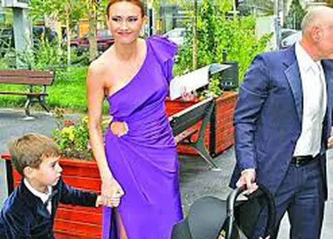 Fiul știristei Dana Războiu a câștigat procesul cu tatăl lui, fostul ministru al Sănătății. Ce pensie alimentară va primi