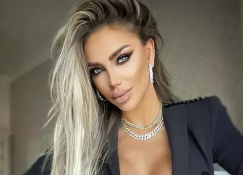 Bianca Drăgușanu și-a făcut implant de sprâncene. Ce probleme are după intervenție