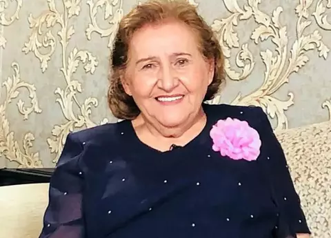 Familia lui Gabi Luncă s-a împotrivit înmormântării după legile COVID. Va avea o înmormântare cu porumbei alb și covor roșu