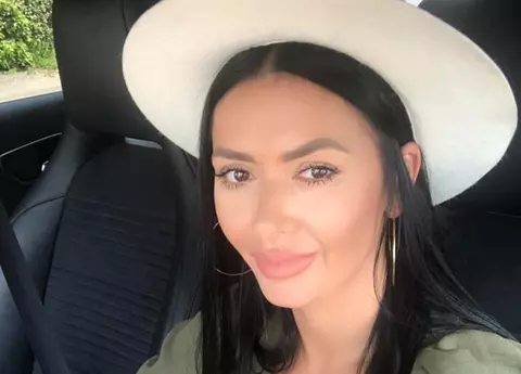 Raluca Dumitru de la Survivor are un trecut tumultuos. A pozat goală