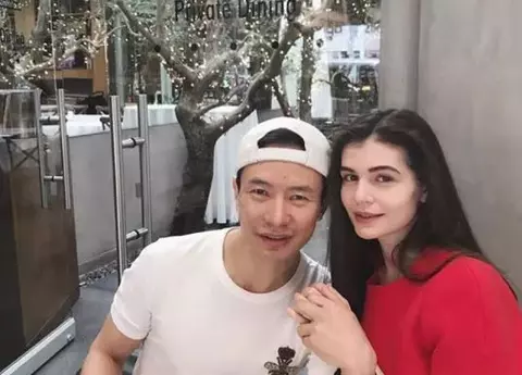 Monica Gabor, primele imagini din vila din Malibu, după ce s-a împăcat cu Mr. Pink. Cum s-a fotografiat