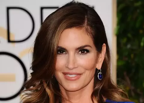 Cum arată Cindy Crawford fără machiaj, la 55 de ani