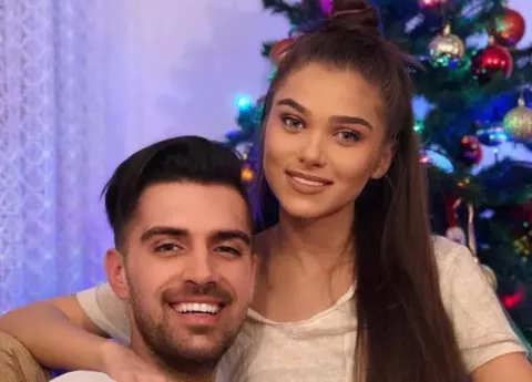Theo Rose, despre relația cu iubitul ei: „Ne certăm în fiecare zi!”