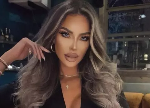 Bianca Drăgușanu a rămas cu tatăl, după divorțul părinților: "Am condamnat-o pe mama"