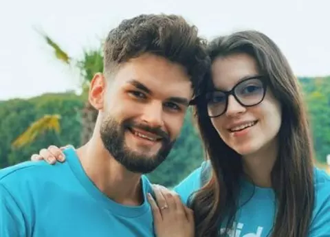 Cleopatra Stratan împlinește 19 ani în ziua în care aniversează un an de la logodnă! Mesajul lui Edward Sanda: „Soția mea...”