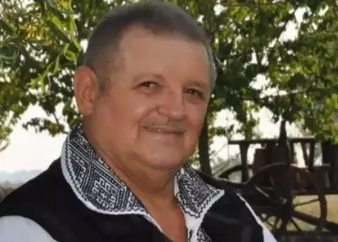A murit interpretul de muzică populară Petrică Moise, după ce s-a infectat cu COVID-19