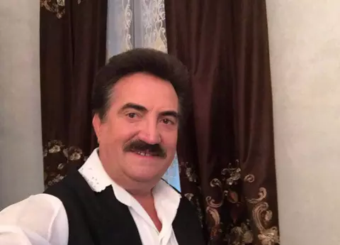 Au apărut mesajele găsite în telefonul lui Petrică Mîțu Stoian: „Două ore jumate stai în camera aia”