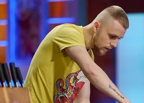 Cine este Andrei Klabacs de la MasterChef. A lucrat ca spălător de vase, în Marea Britanie