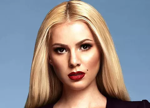 Ce spune Sandra N. după ce tatăl ei a fost condamnat la închisoare: „Este un om extraordinar de credincios”