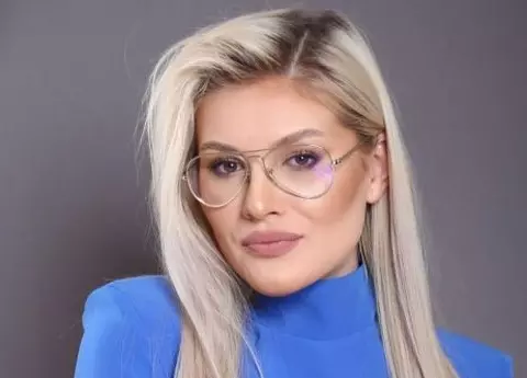 Cine este Sabrina Larisa Imbrea de la Mireasa. Își dorește doi copii