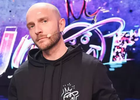 Cătălin Bordea a fost crescut de bunică, după ce a fost abandonat. Cum i-a salvat viața