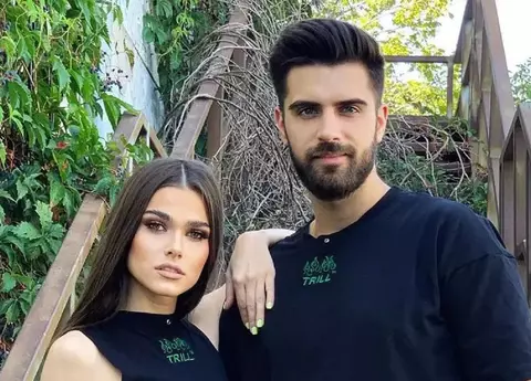 Theo Rose și iubitul ei, Alex Leonte, au devenit nași de botez. Imagini de la eveniment