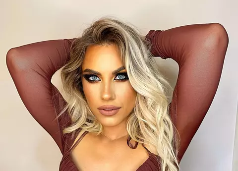 Amna s-a tratat, timp de un an, pentru o boală incurabilă pe care nu o avea: "Am fost diagnosticată greșit"