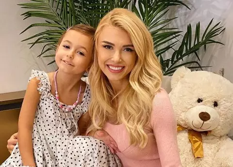 Ce greutăți a întâmpinat Andreea Bălan ca mamă singură și cine i-a fost de ajutor: „Trei ani am avut nopţile fragmentate. Fără ea, viaţa mea ar fi foarte grea” / EXCLUSIV