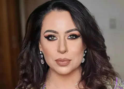 Cum arată Oana Roman în costum de baie. Imagini cu vedeta, de pe litoralul românesc