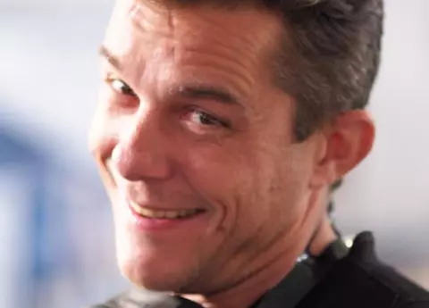 Doliu în presa din România. Jurnalistul sportiv Alexandru Tămășescu a fost găsit mort în casă