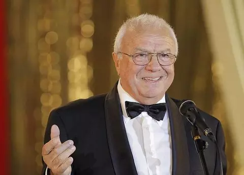 Ce s-a întâmplat cu certificatul de revoluționar al lui Alexandru Arșinel și cine a solicitat retragerea lui: ”Până în ultima clipă a încasat acel ajutor” / EXCLUSIV