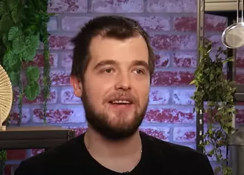 Cine este Cătălin Boroica de la Chefi la Cuțite. A fost crescut doar de mamă