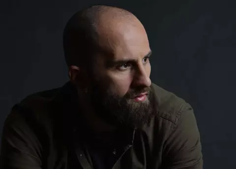 Cine este Victor Canache, regizorul filmului Capra cu trei iezi. A lucrat pe același platou de filmare cu George Clooney