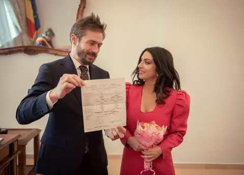 De ce a întârziat Gabriela Marin de la Cronica Cârcotașilor la propria nuntă: „A fost o aventură să ajungem la Starea Civilă” / EXCLUSIV