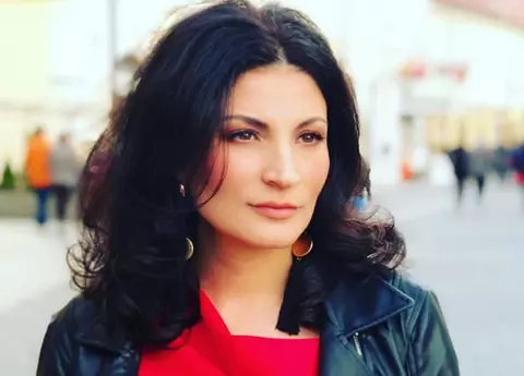 Ce face Ioana Ginghină cu hainele pe care nu le mai poartă. Are o adevărată strategie: „Dulapul s-a transformat în două camere” / EXCLUSIV