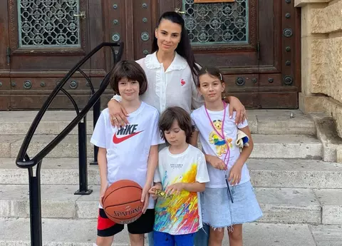 Cum a asigurat Anca Serea viitorul celor șase copii: "Este un sfat pe care l-aș da tuturor părinților"