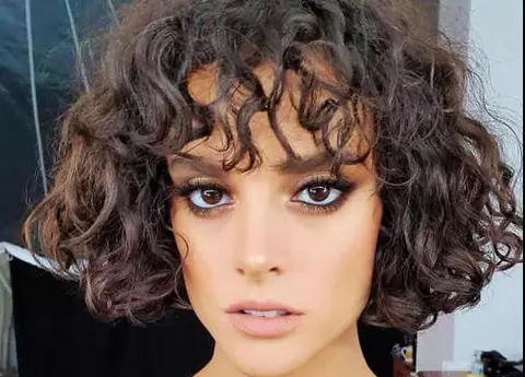 Prin ce greutăți a trecut actrița Diana Sar în cariera de model: "Am fost foarte complexată"