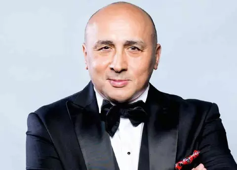 Marcel Pavel a avut o copilărie marcată de lipsuri. Cum l-a afectat moartea părinților săi: „Condițiile materiale erau extrem de grele. Când mă apucă dorul... ” / EXCLUSIV