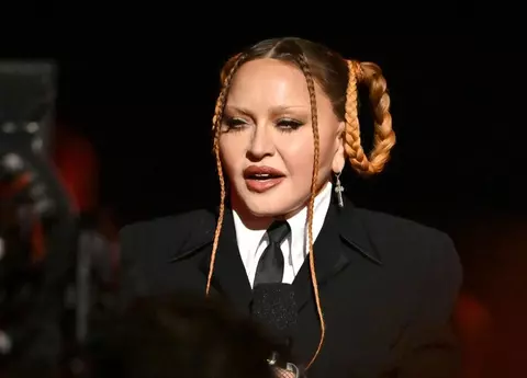 Madonna, desfigurată de operațiile estetice, la Premiile Grammy 2023. Fanii sunt șocați: "Doamne, ce și-a făcut la față?"