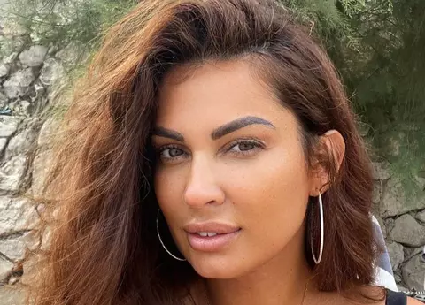 Nicoleta Luciu a ajuns model de podium, la 42 de ani, dar fanii au reacționat dur: "Și-a făcut operații. Nu o avantajează deloc"