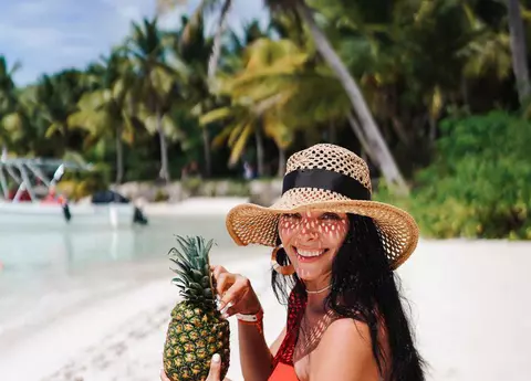 Cât a plătit Corina Caragea, pentru masa de prânz, în Singapore: "Mănânc la împinge tava... plângi la propriu"