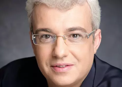 Cătălin Crișan are o nouă iubită, la 55 de ani: „Da, iubesc, este cineva în viața mea. Referitor la căsătorie…”. Ce spune artistul despre cele două divorțuri prin care a trecut / EXCLUSIV