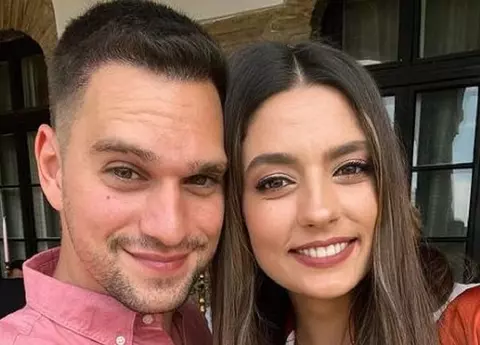 Cum s-au cunoscut Oana Moșneagu și Vlad Gherman: „Inițial, m-a refuzat după ce am chemat-o la mine acasă... O perioadă au fost mai reci interacțiunile noastre” / EXCLUSIV