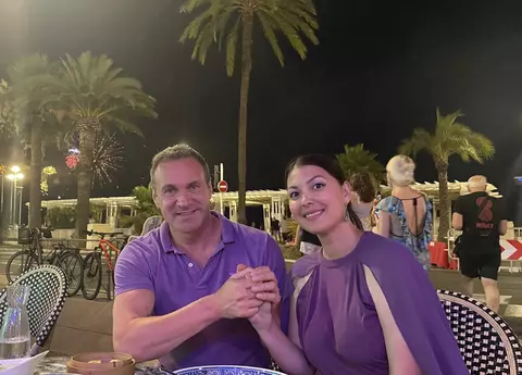 Alin Oprea și Medana, escapadă romantică înainte de nuntă, în Saint Tropez: „Și-a găsit încălțămintea mult dorită de mireasă”. Imagini fabuloase cu cei doi, din vacanță / EXCLUSIV