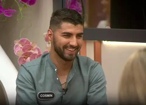 Cine este Cosmin Radu de la Casa iubirii. Lucrează ca ospătar