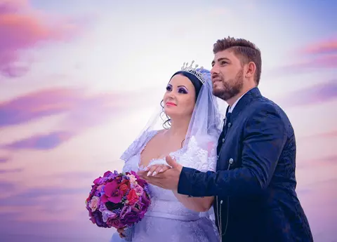 Silvana Rîciu și Nicușor Ioniță au împlinit 4 ani de căsătorie. Ce relație are artista cu cei trei copii ai săi și cu ce se ocupă aceștia: „Fetele noastre sunt născute în aceeași zi”/ EXCLUSIV